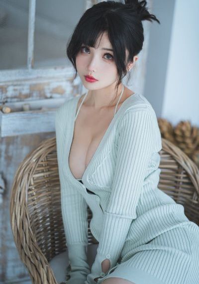 欧美乱p_720免费在线播放