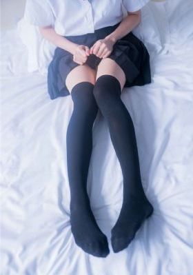 东京久久机热视频这里只有精品_完整版在线观看