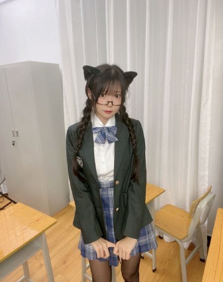 欧美超模皮草街拍图片_剧情片完整版观看